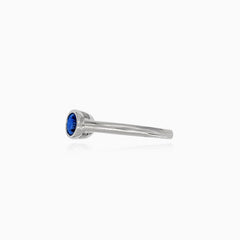 Classic white gold ring with sapphire