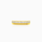 Elegantní zlatý prsten s řadou diamantů