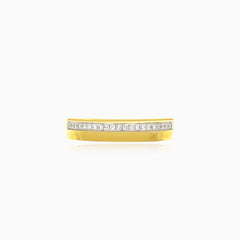 Elegant gold ring with line of diamonds