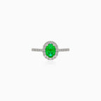 Royal white gold diamond ring with emerald