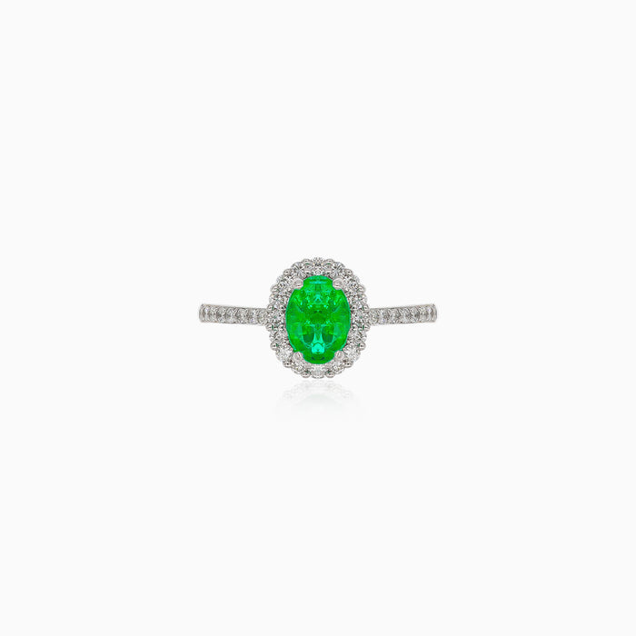 Royal white gold diamond ring with emerald