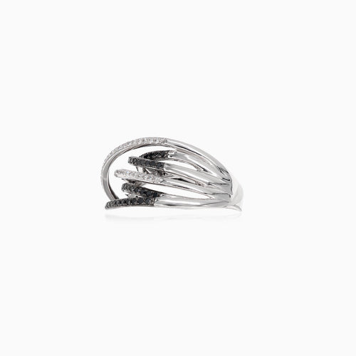 Elegantní dámský prsten z bílého zlata s bílými a černými diamanty