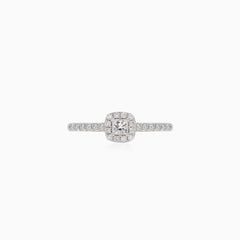 Nadčasový dámský prsten s kulatými a hranatými diamanty