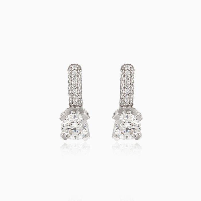 Pendientes de lujo con diamantes en oro blanco