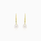 Gold earrings with pearls and diamonds