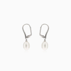 Elegant white gold earrings with pearls and diamonds