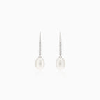 Elegant white gold earrings with pearls and diamonds