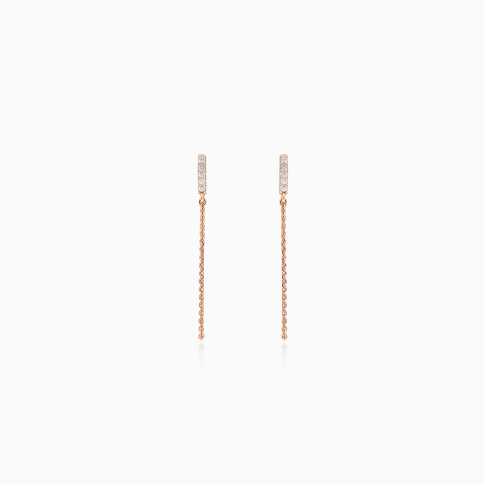 Pendientes elegantes de cadena con diamantes en oro rosa