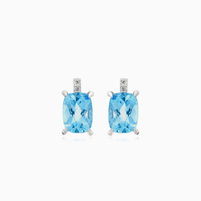 Boucles d'oreilles en or blanc brillant avec diamants et topaze