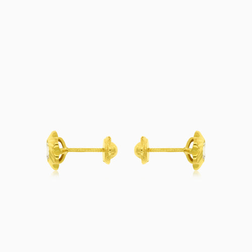Flower with cubic zirconia in the middle gold earrings
