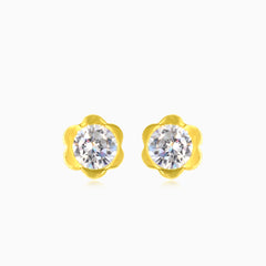 Flower with a sparkling cubic zirconia gold earrings