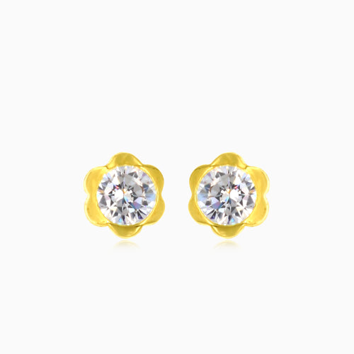 Flower with a sparkling cubic zirconia gold earrings