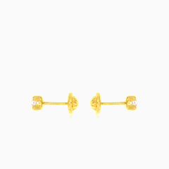 Four prong zirconia gold earrings