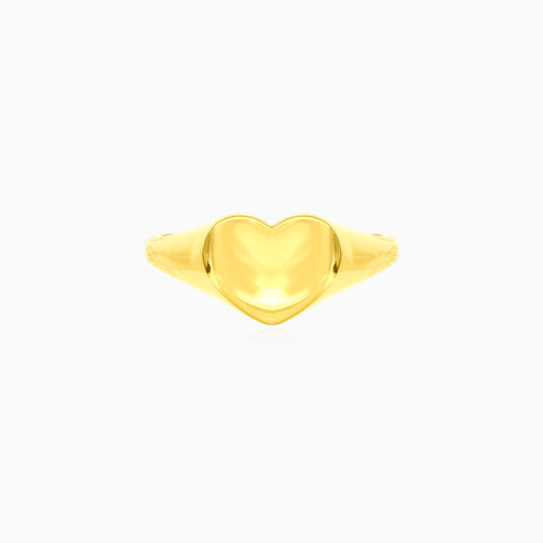 Lovely heart yellow gold ring
