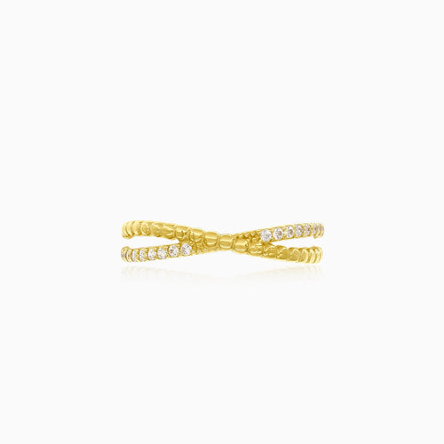 Lustrous infinity cubic zirconia ring