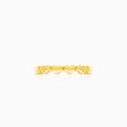 Krásný prsten ze žlutého zlata ve tvaru srdcí