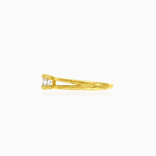 Gold ring with cubic zirconia 2-line spiral