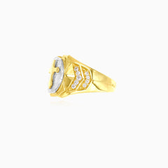 Dvoubarevný zlatý prsten s křížem