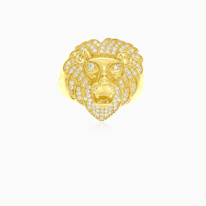 Ring mit Löwenkopf aus Zirkonia und Gold
