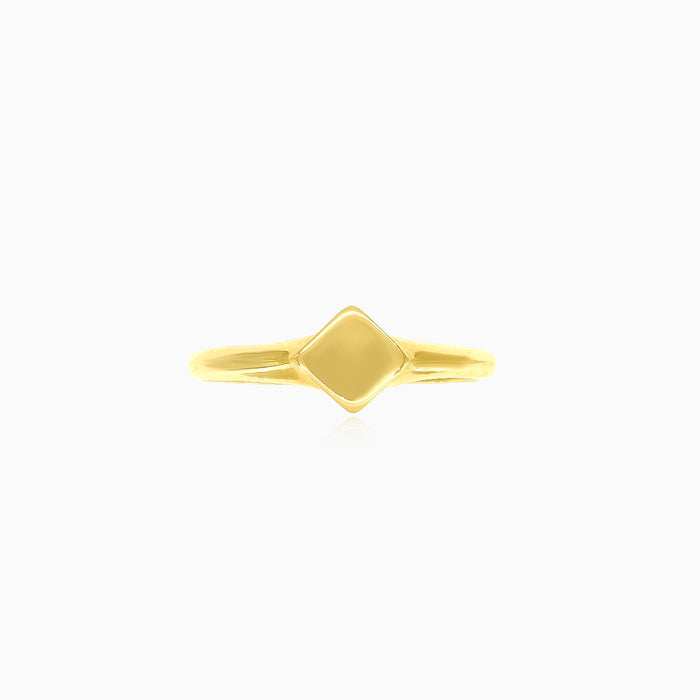 Anillo de oro amarillo en forma de rombo