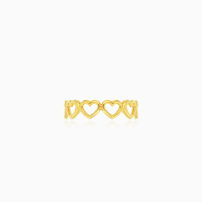 Anillo de oro con corazón encantador