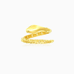 Serpentine snake gold ring