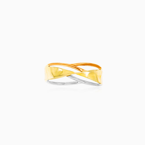 High shine tri-gold crossover ring