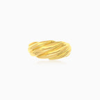 Yellow gold croissant ring