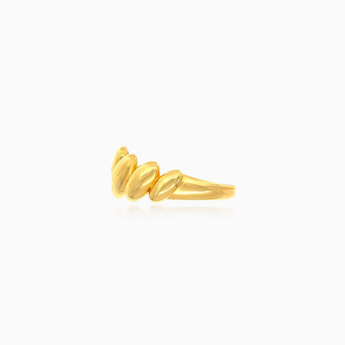 Oval gold chunky ring