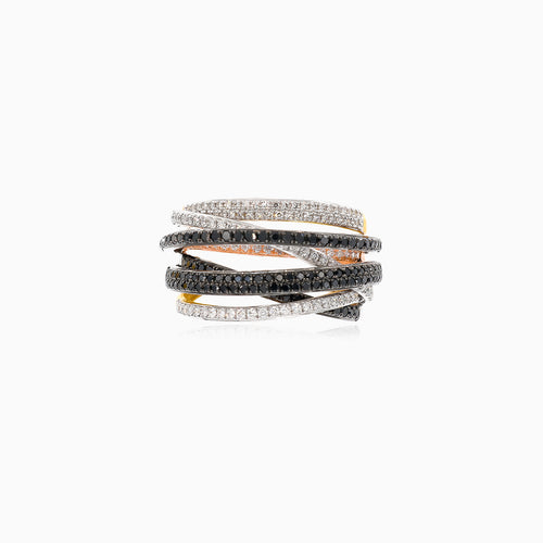 Elegantní dámský prsten s černými a bílými diamanty