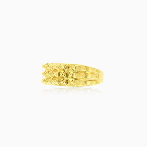 Unique yellow gold ring