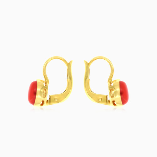 Red coral yellow gold earring