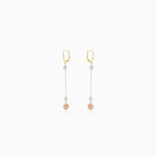 Three-colour gold dangle earrings with beads