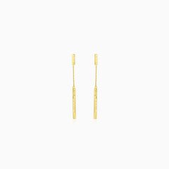 Gold chain earrings with a bar