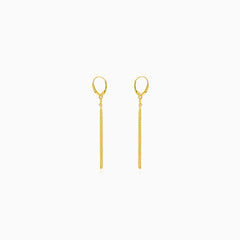 Delicate gold dangle earrings with chains