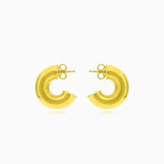 Massive ladies round earrings in yellow gold