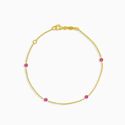 Chain bracelet with synthetic rubies