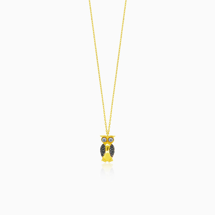 Funkelnde Goldkette mit Eule