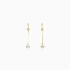 Gold chain dangle earrings with pearls