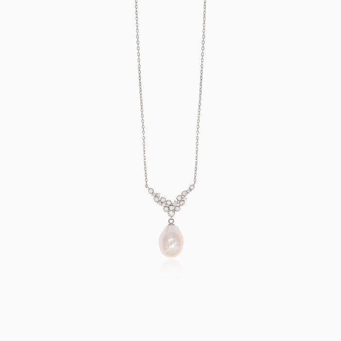 Elegante Perlen- und Cubic-Zirconia-Halskette