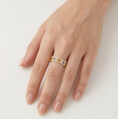 Women's gold floral ring