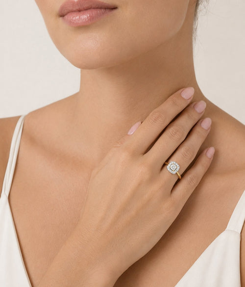 Halo Diamond Ring in 14kt Yellow Gold