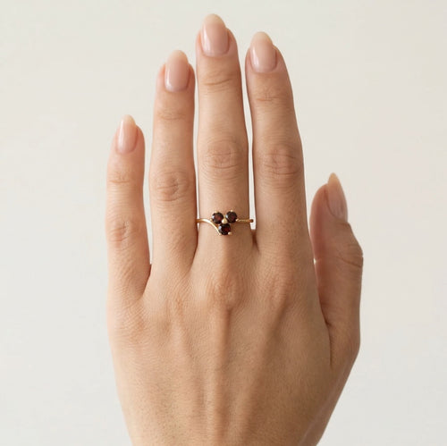 Granat-Brillanz-Trio-Ring