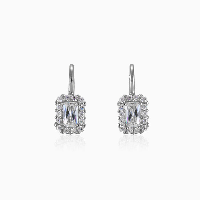 Pendientes con halo rectangular blanco