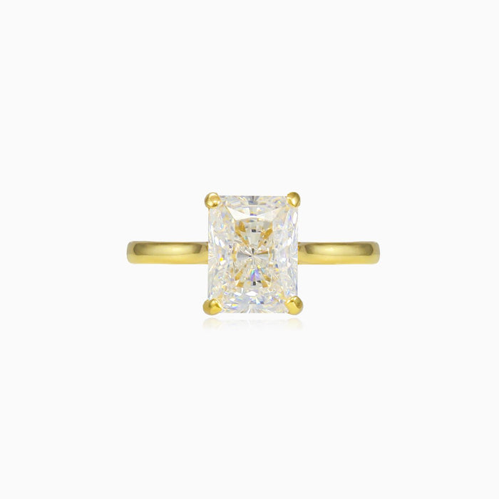 Anillo de oro con circonita cúbica radiante