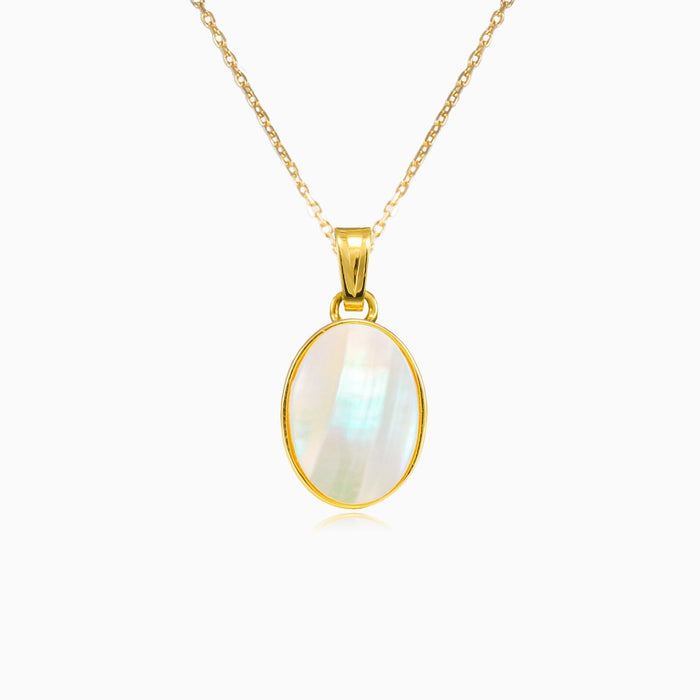 Pendentif en or avec nacre ovale