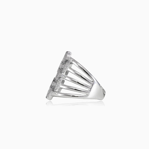 Belted silver ring