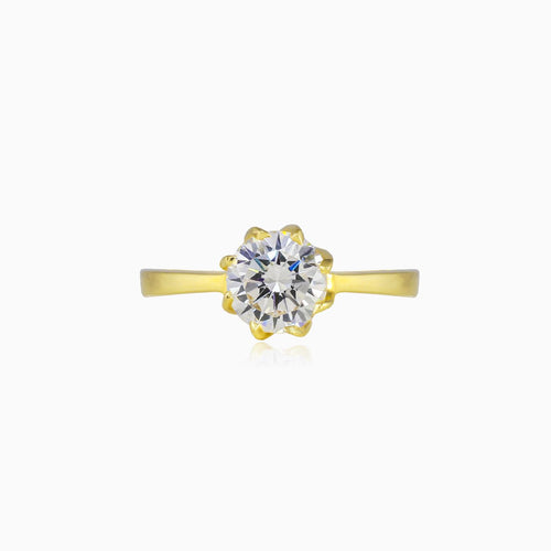 Eight prong gold ring