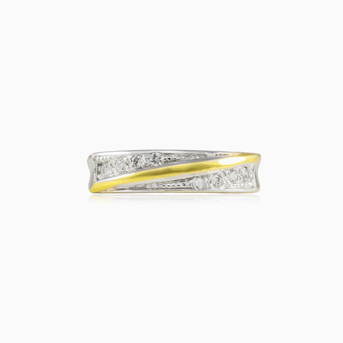 Cubic gold ring