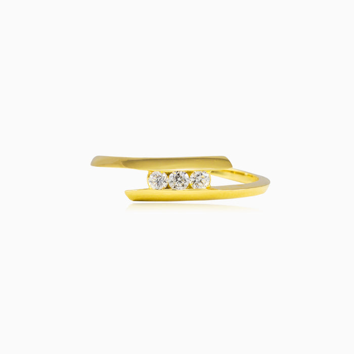 Bague sertie en canal avec diamants